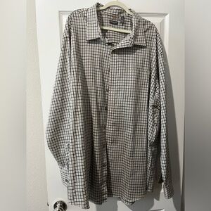 Van Heusen Plaid Button-down Dress Shirt